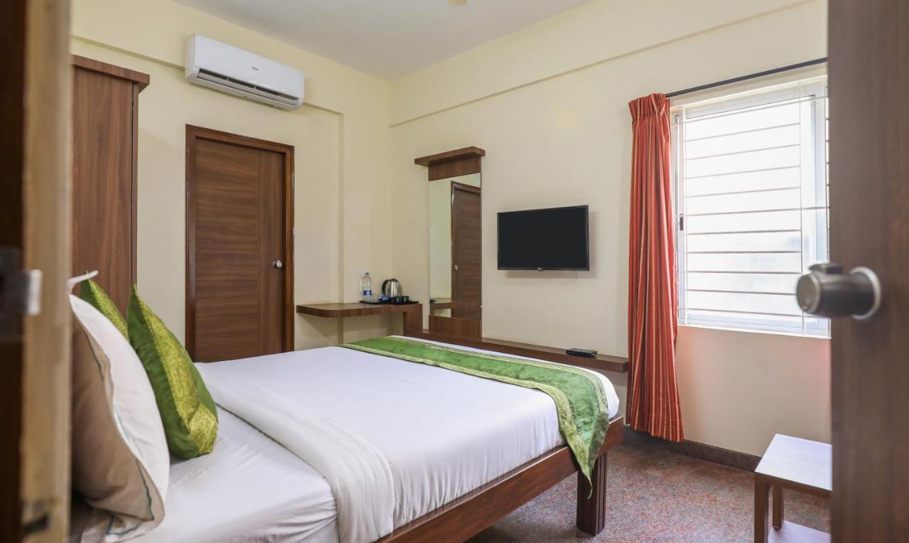 Treebo Trip Kapil Royalista Hotel Ludhiana Eksteriør billede
